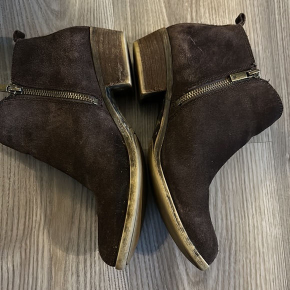 LUCKY BRAND DARK BROWN GENUINE SUEDE LK-BASEL ANKLE BOOTIES SIZE 7.5 - Picture 6 of 10